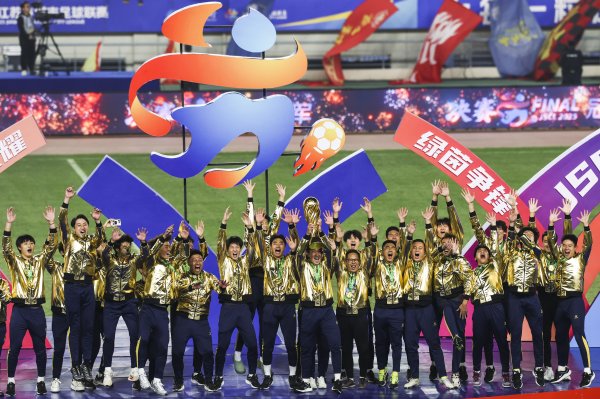 保利配资 “苏超”元年 泰州夺冠