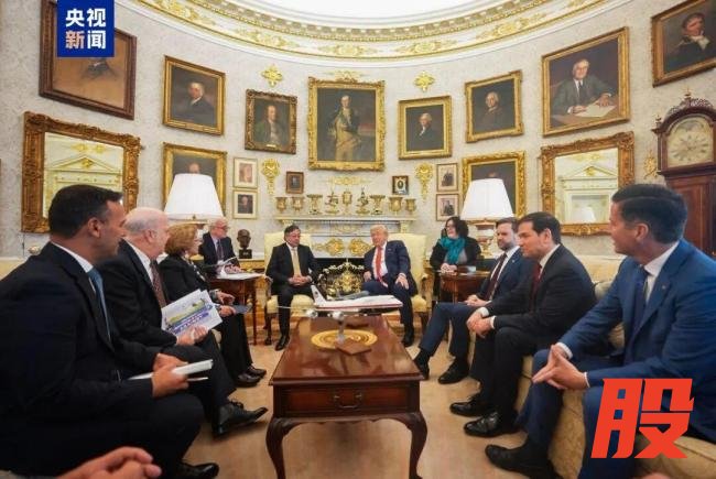 特朗普说与哥伦比亚总统相处融洽